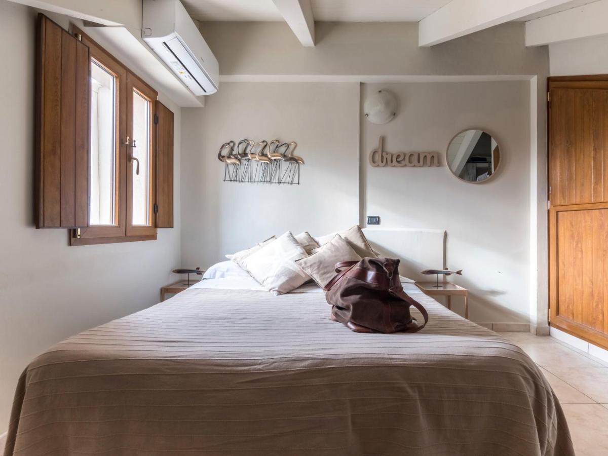 Appartamenti Villa Tonni กาบิชเชมาเร ภายนอก รูปภาพ