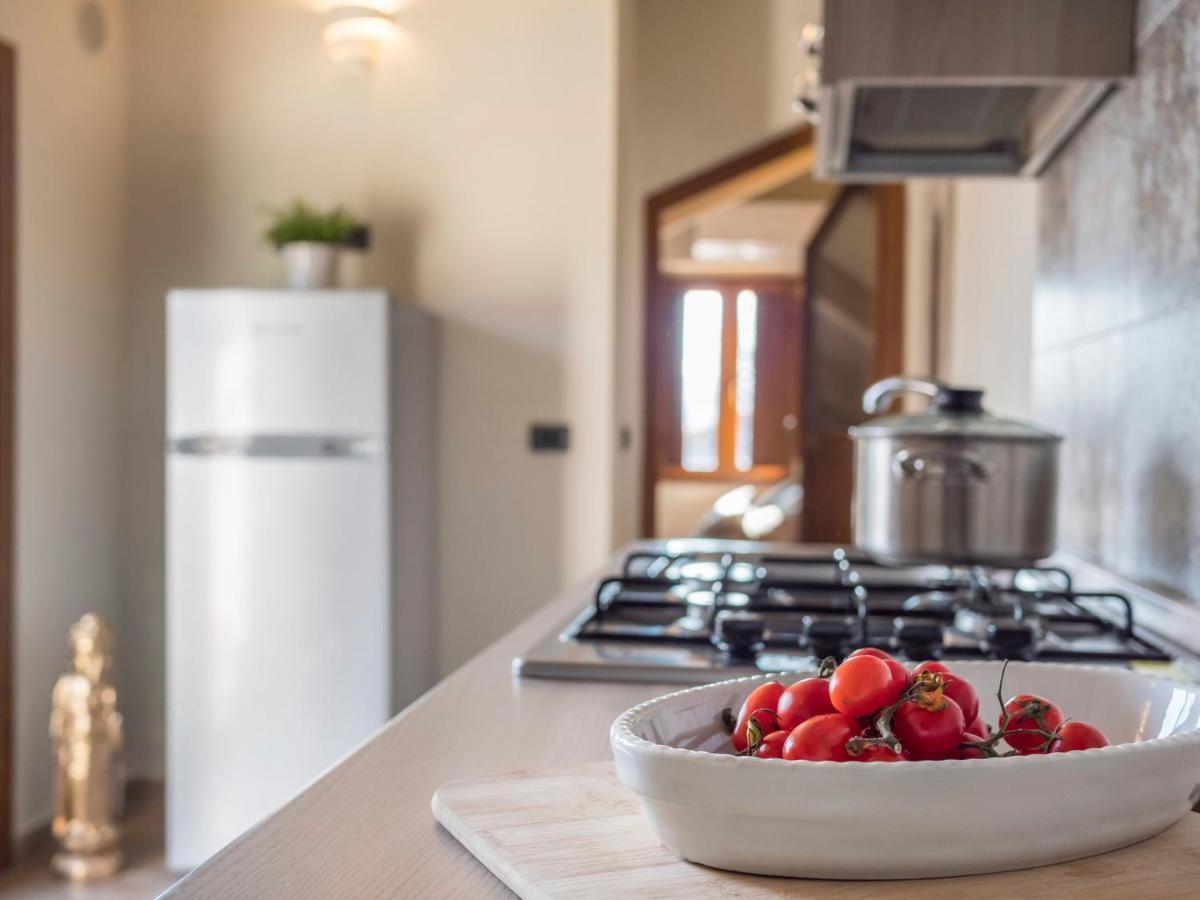 Appartamenti Villa Tonni กาบิชเชมาเร ภายนอก รูปภาพ
