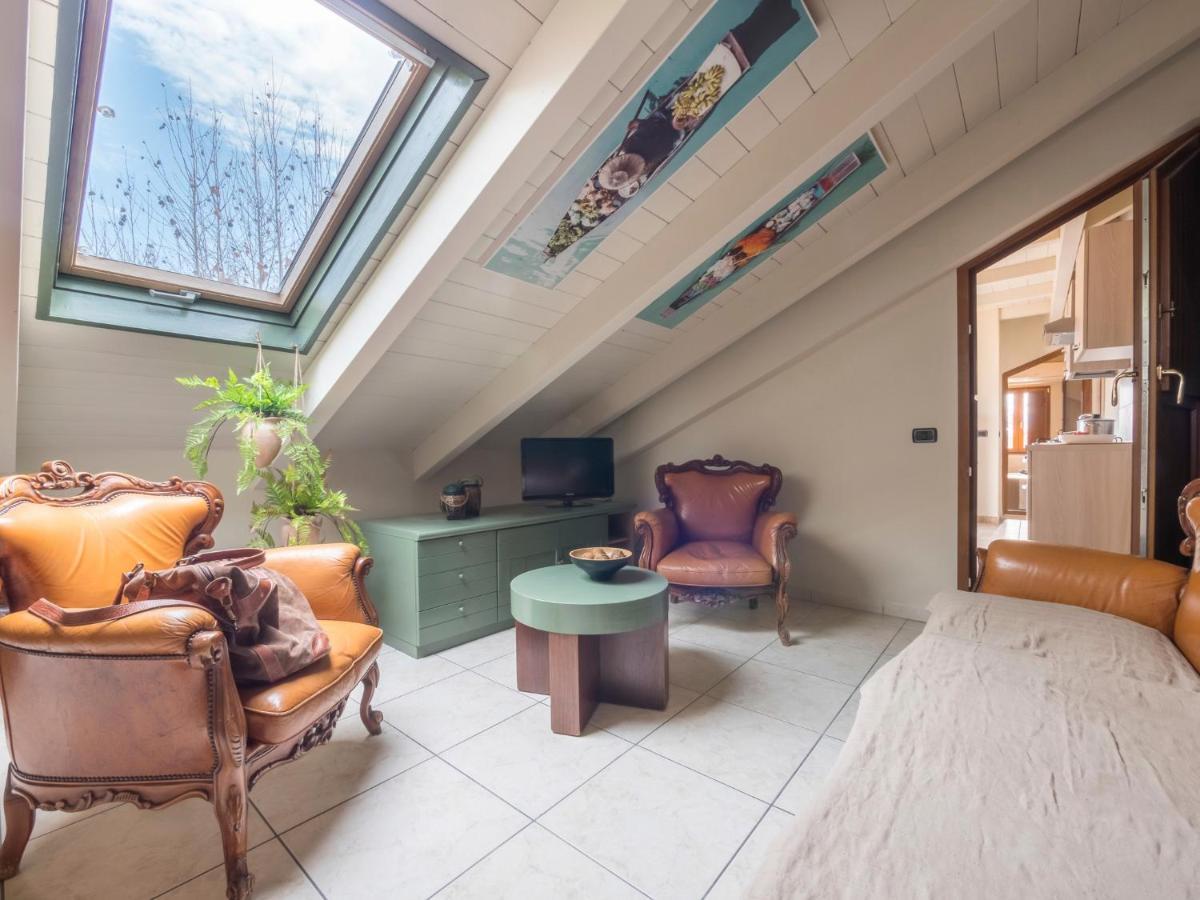 Appartamenti Villa Tonni กาบิชเชมาเร ภายนอก รูปภาพ