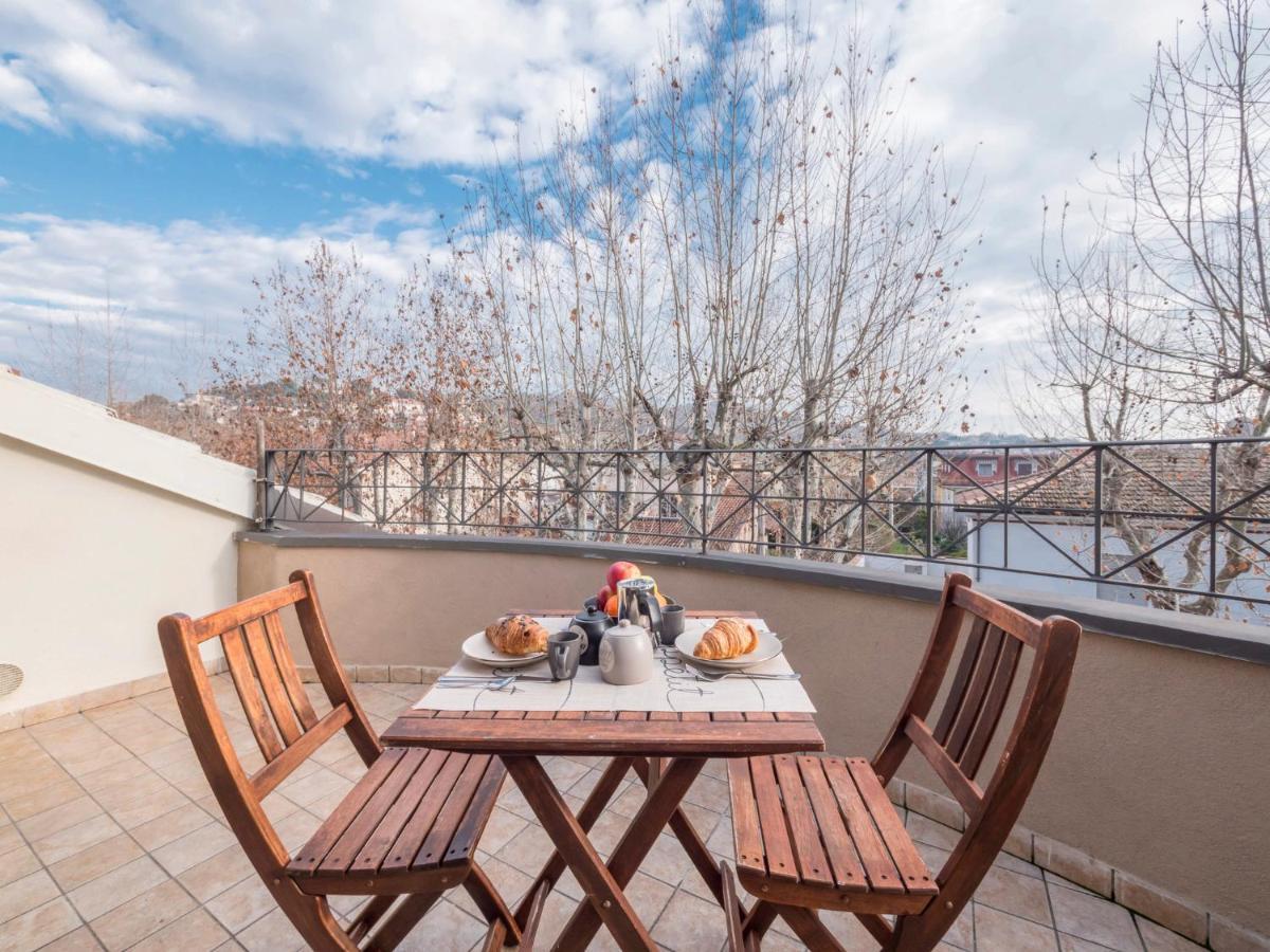 Appartamenti Villa Tonni กาบิชเชมาเร ภายนอก รูปภาพ