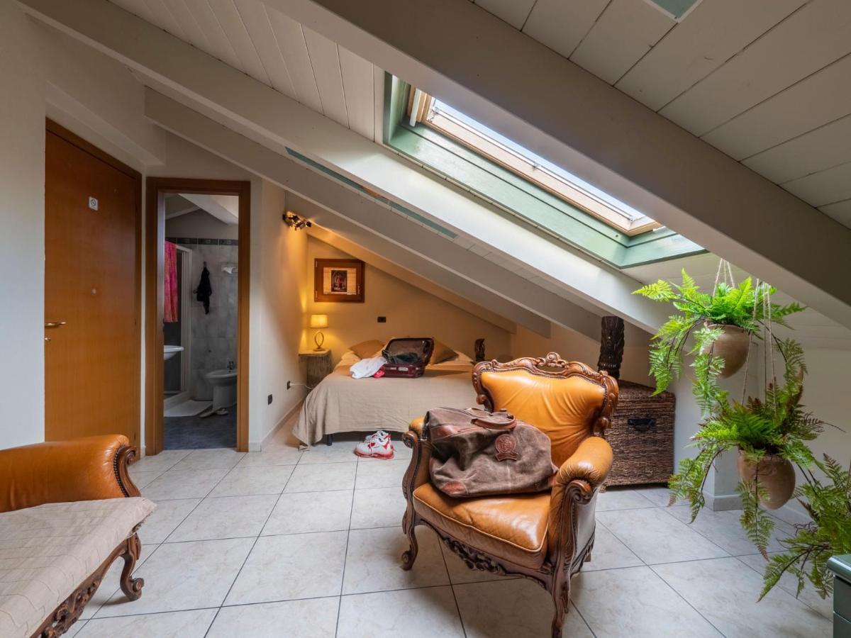 Appartamenti Villa Tonni กาบิชเชมาเร ภายนอก รูปภาพ